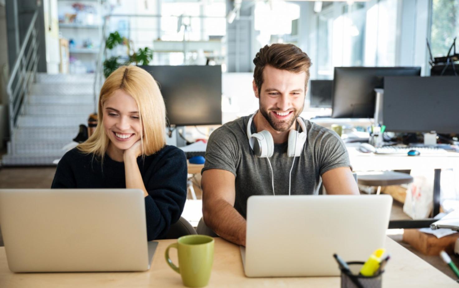 Moderne Büroumgebung in Düsseldorf mit Blick auf die Universitätsstraße